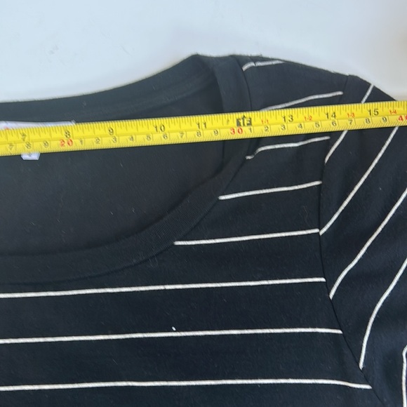 Sundry black t-shirt crew neck dress w white stripe and ruching down side lined - Picture 15 of 16
